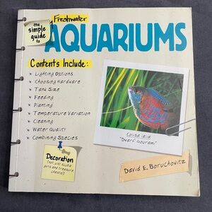 BOOKS: Freshwater Aquarium / Goldfish